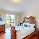 Vila Valentine Lakeside By Bookinggardalake Sirmione