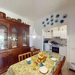 Vila Valentine Lakeside By Bookinggardalake Sirmione