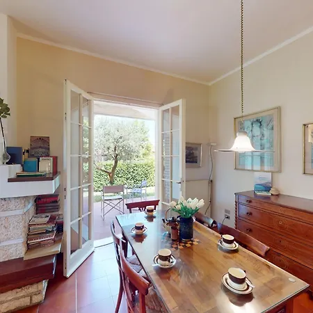 Willa Valentine Lakeside By Bookinggardalake