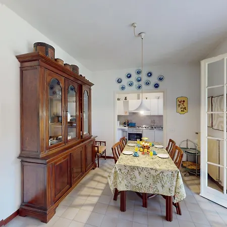 Valentine Lakeside By Bookinggardalake * Sirmione