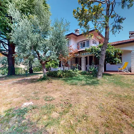 Valentine Lakeside By Bookinggardalake Willa *