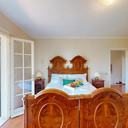 Willa Valentine Lakeside By Bookinggardalake