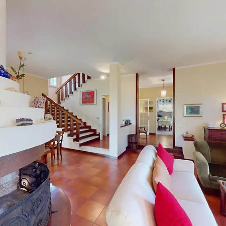 Villa Valentine Lakeside By Bookinggardalake Sirmione
