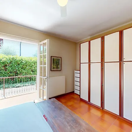 Valentine Lakeside By Bookinggardalake Willa