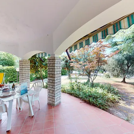 Valentine Lakeside By Bookinggardalake * Sirmione